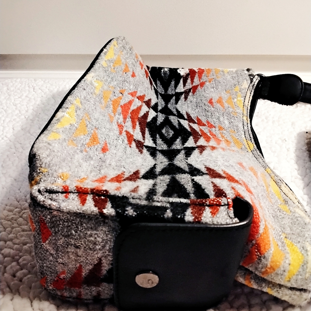 Pendleton Purse - Picture 5 of 12